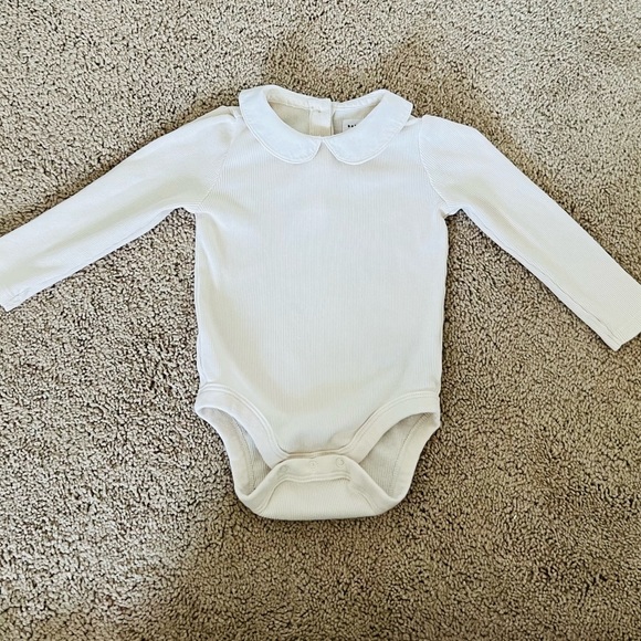 Baby Gap White Collared Long Sleeve Button Down Onesie 18-24 months - Picture 3 of 6